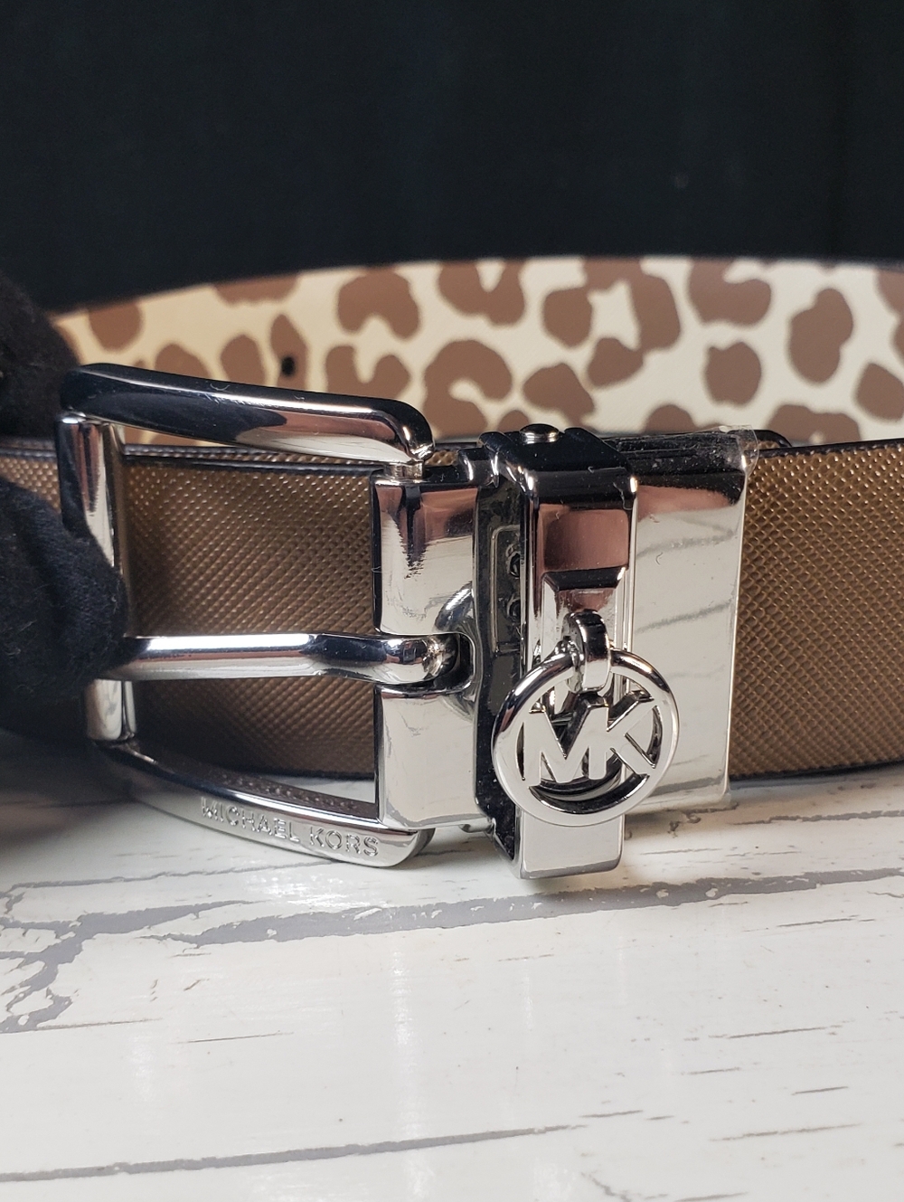 Michael Kors Reversible Leather Belt Taupe/ Tan & Leopard Spot Pattern - size L